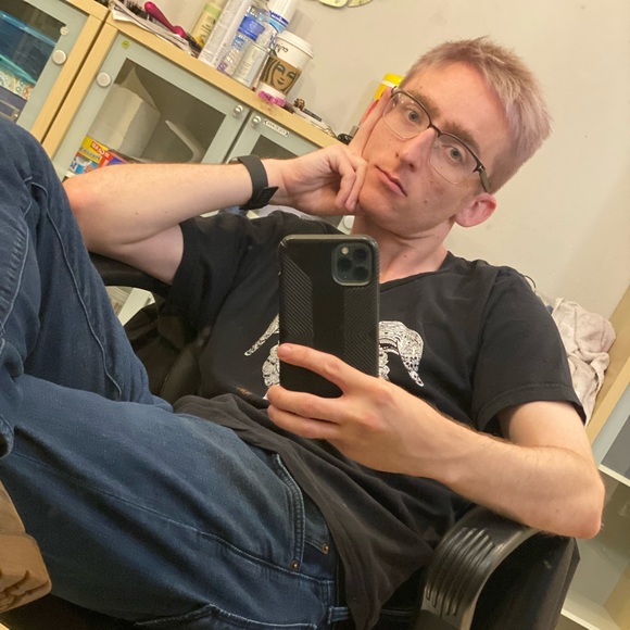 Meet your Posher, Zack - Picture 2 of 2